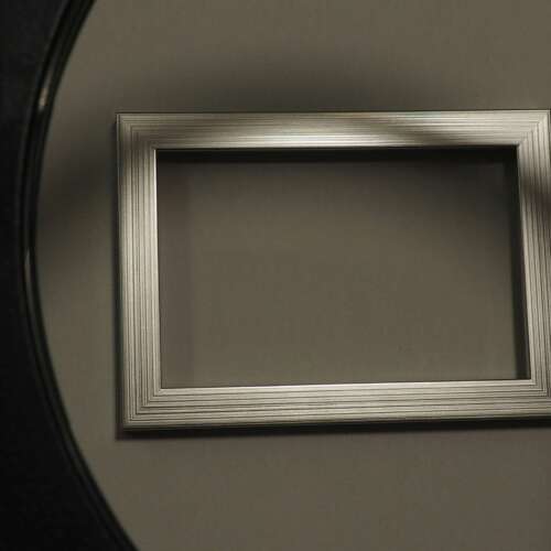 The Everly Frame - Audio + Video · Remote Production